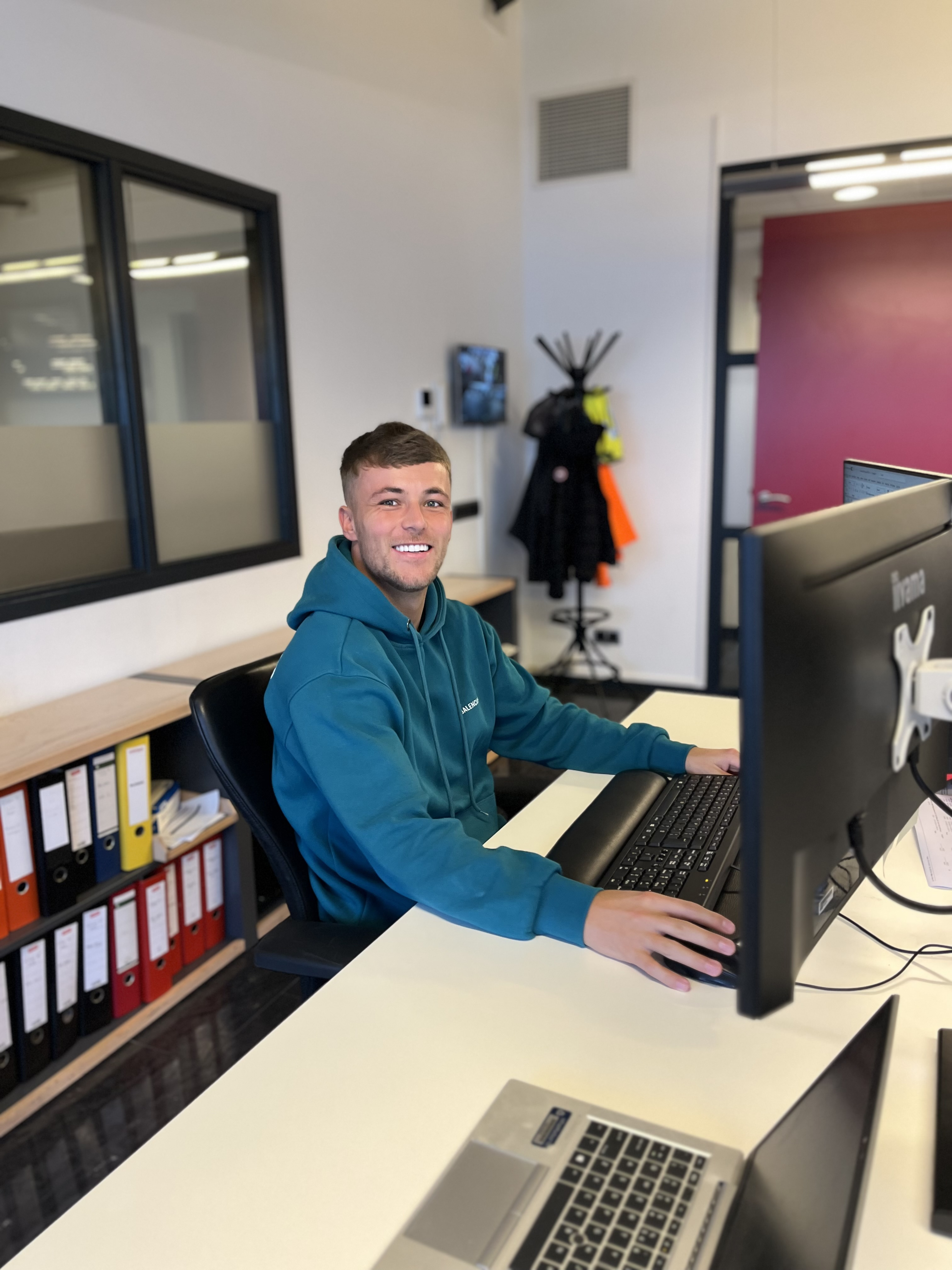 Bas administratief medewerker